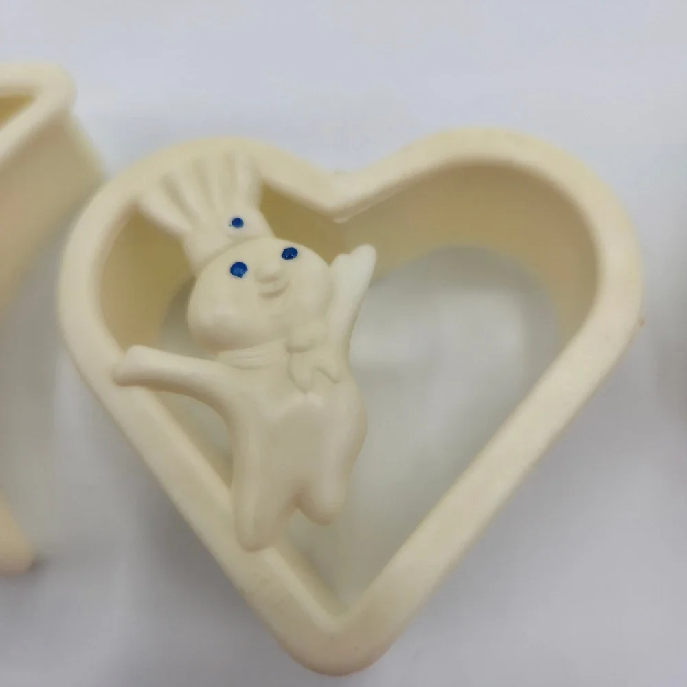 Vintage 70's Pillsbury Doughboy Cookie Cutters give away Star Moon Heart Diamond